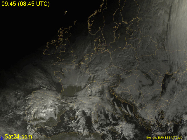 Image de l'ombre de la Lune sur la Terre lors de l'éclipse du 04 janvier 2011